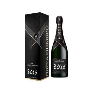 Bottiglia di Champagne Moët & Chandon Grand Vintage Brut 2016 con astuccio